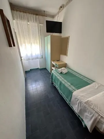 **  Hotel Villa Vera Rimini Olaszország