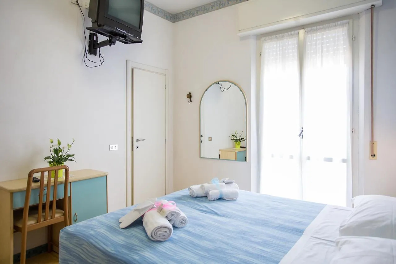 Hotel Villa Vera Rimini 2*,